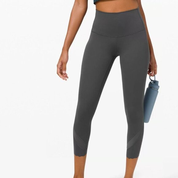 Lululemon Wunder Under High-Rise Crop 23" *Updated Scallop Full-On Luxtreme - Picture 3 of 4